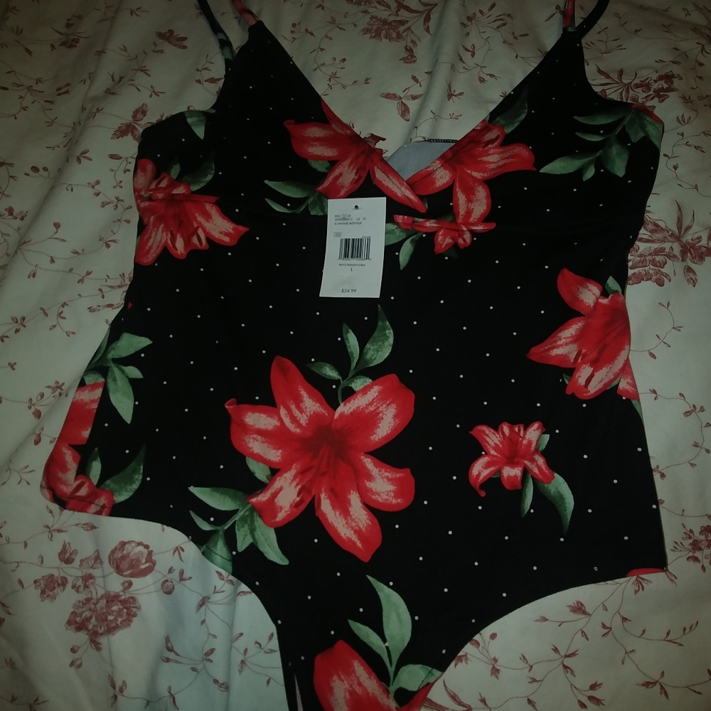 Guess bodysuit
